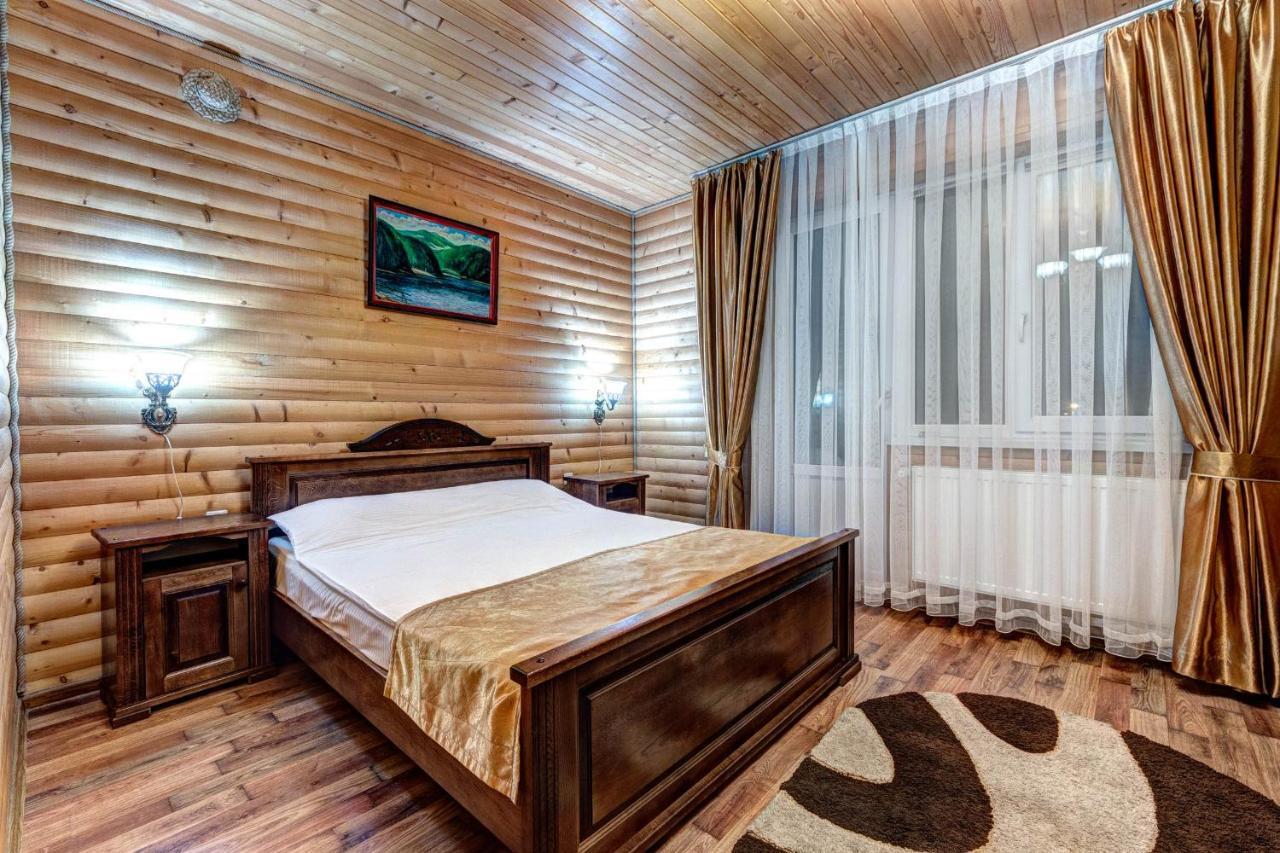 Milli & Jon Hotel Bukovel Exterior photo